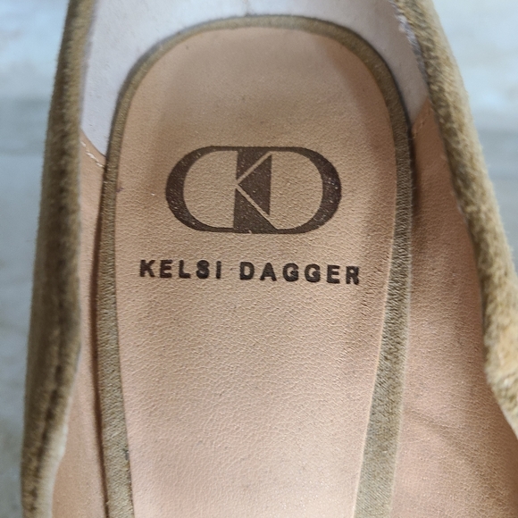 Kelsi Dagger Lillian Suede Heel, Size 6.5M - Picture 9 of 9